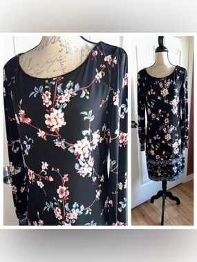 WHBM Long Sleeve Dark Floral Dress Sz Medium